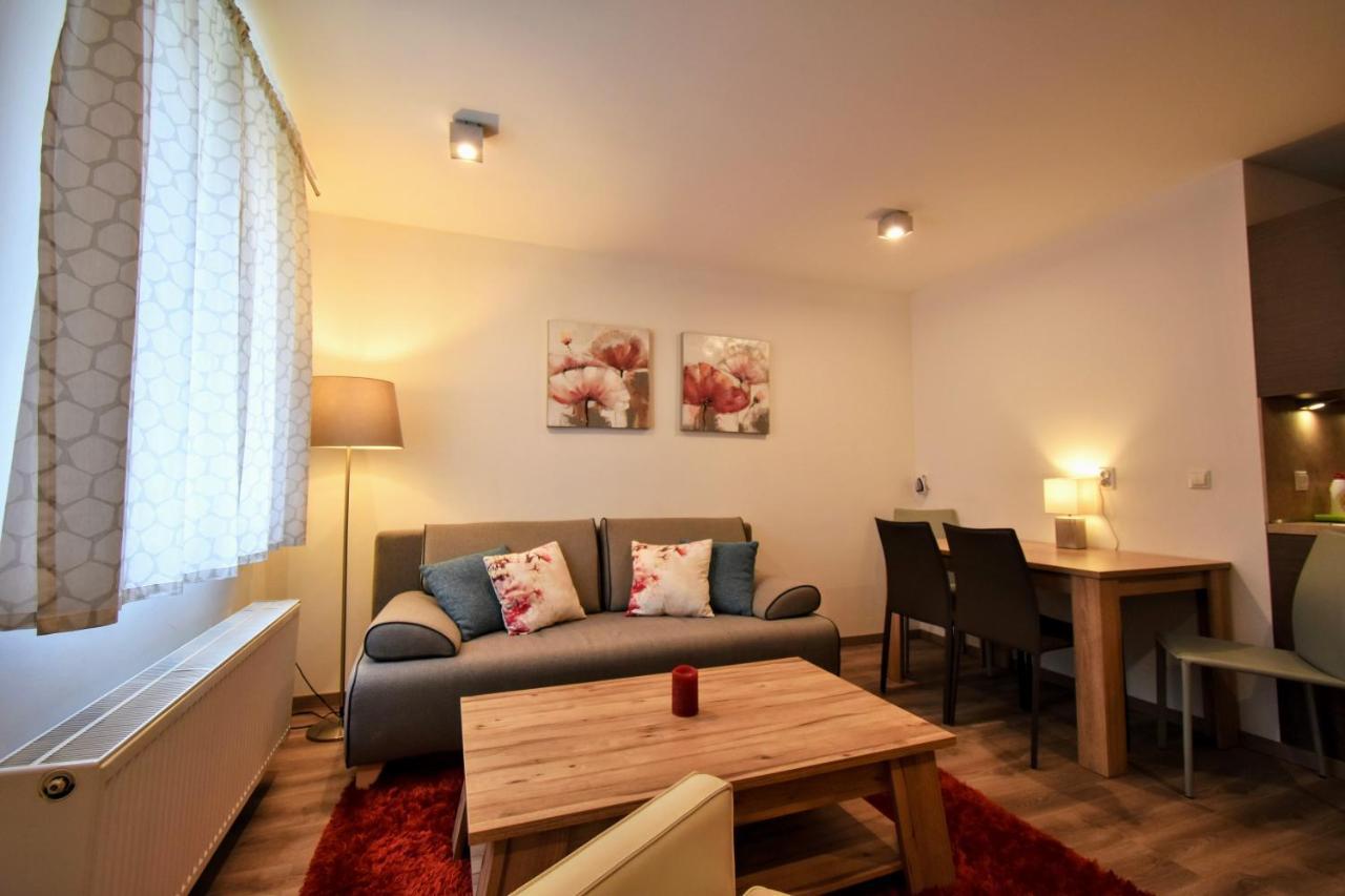 Apartment Dalibor II With Private Entrance And Private Garage Špindlerŭv Mlýn Kültér fotó