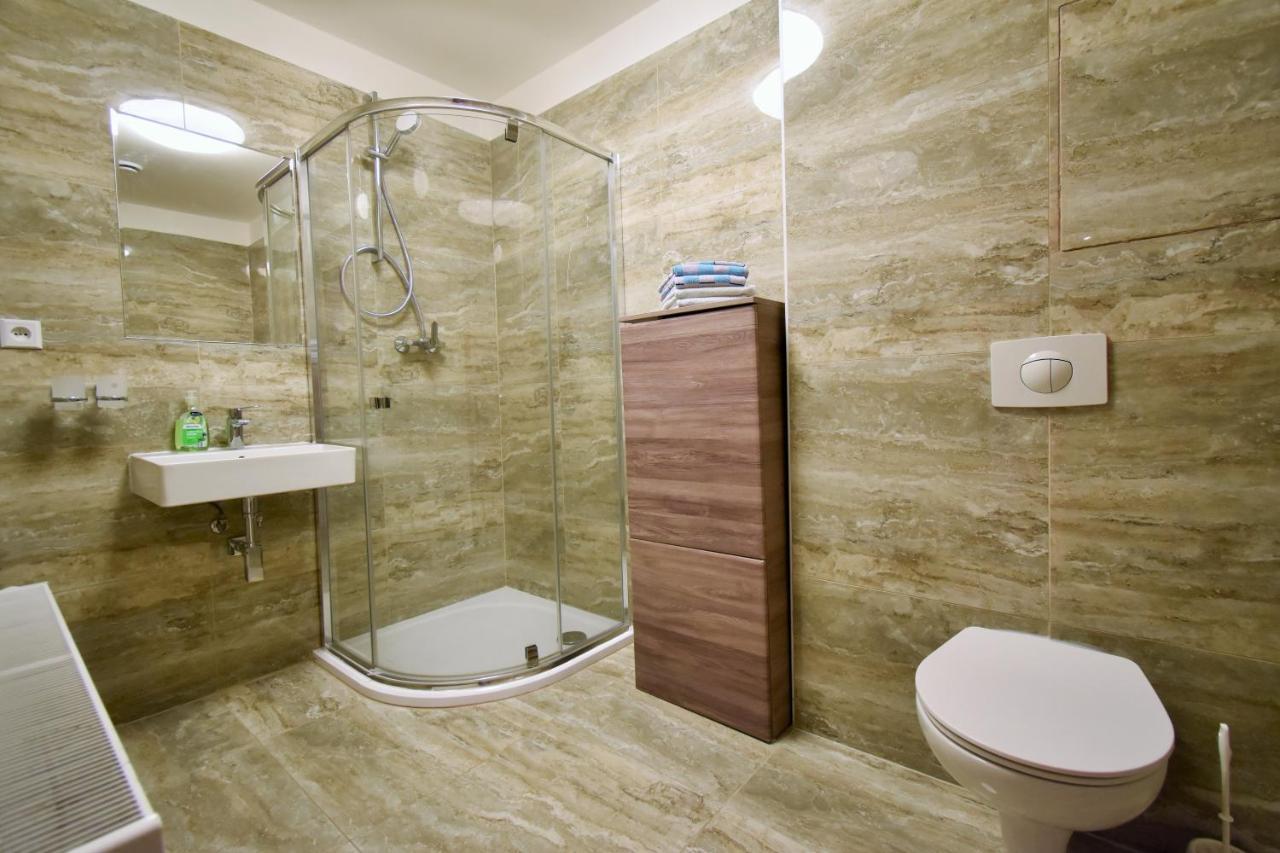 Apartment Dalibor II With Private Entrance And Private Garage Špindlerŭv Mlýn Kültér fotó